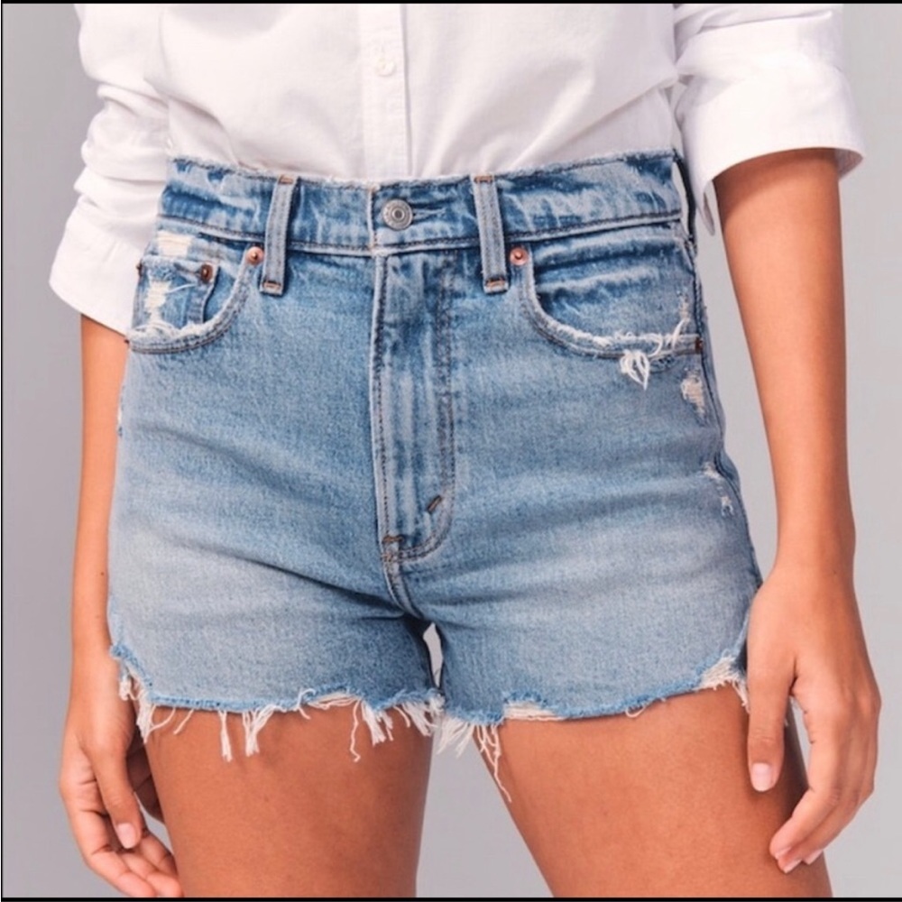 Abercrombie and Fitch High Rise Mom Shorts | Size 29
